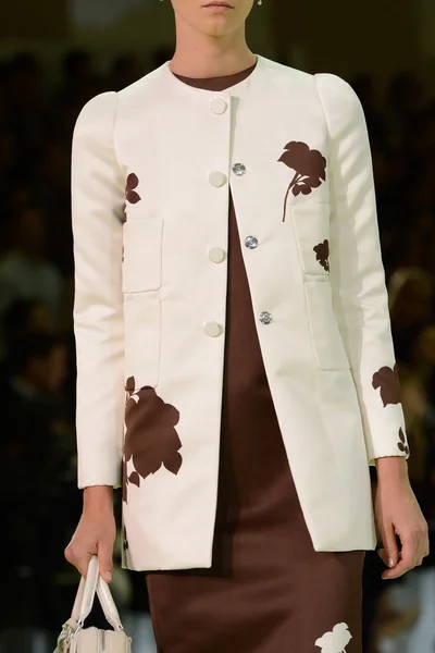 Look 62